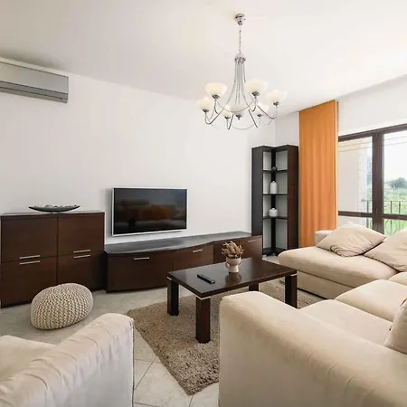 Apartment In Mekisi Kod Vizinade - Istrien 53445 Ferenci